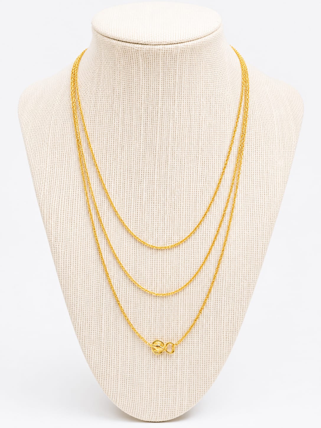 Three layer necklace light weight